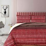 Edredón estampado color rojo, guinda y marrón